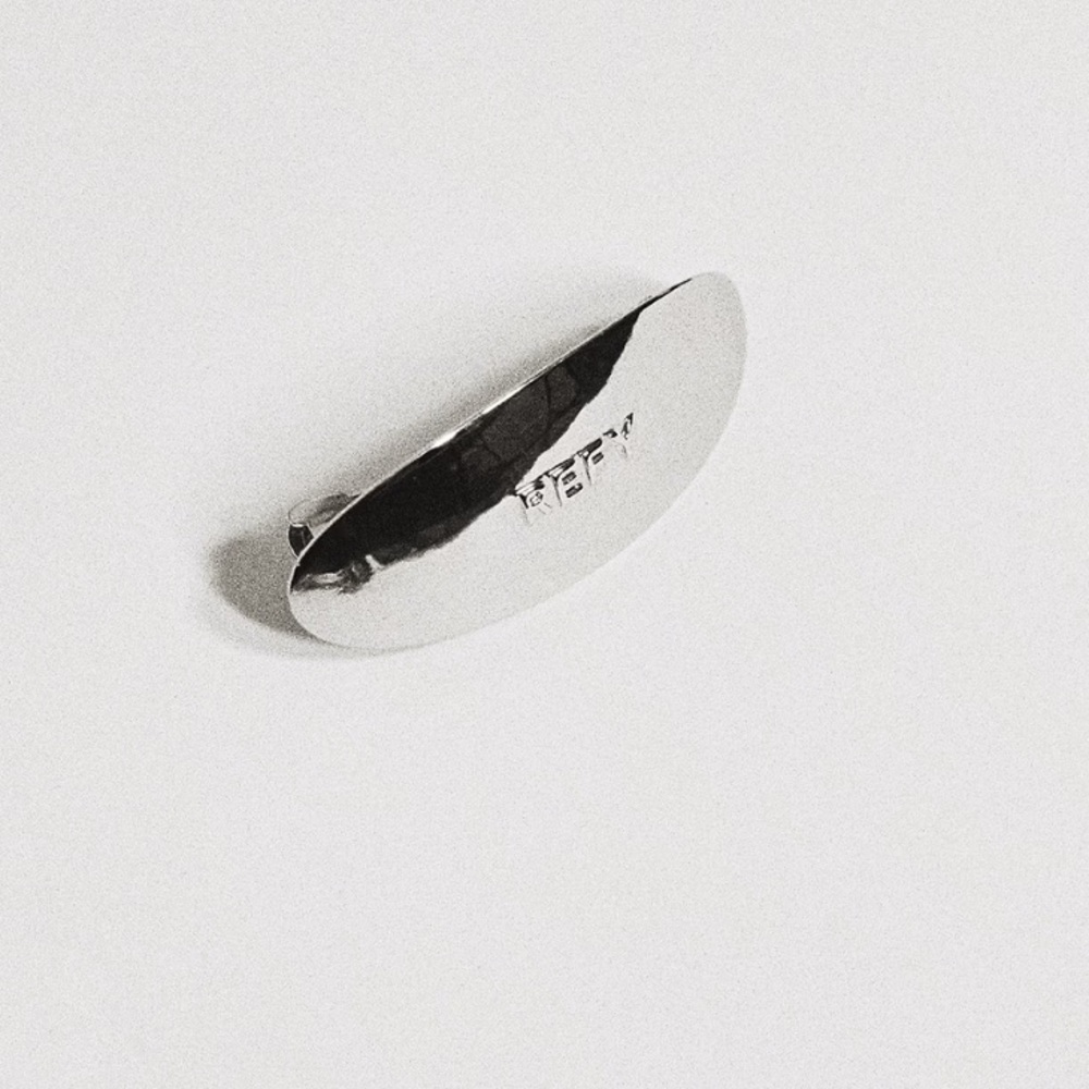 Refy silver hair clip oval